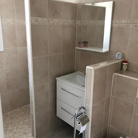 Bed & Breakfast La Pepiniere Saint-Sulpice-et-Cameyrac