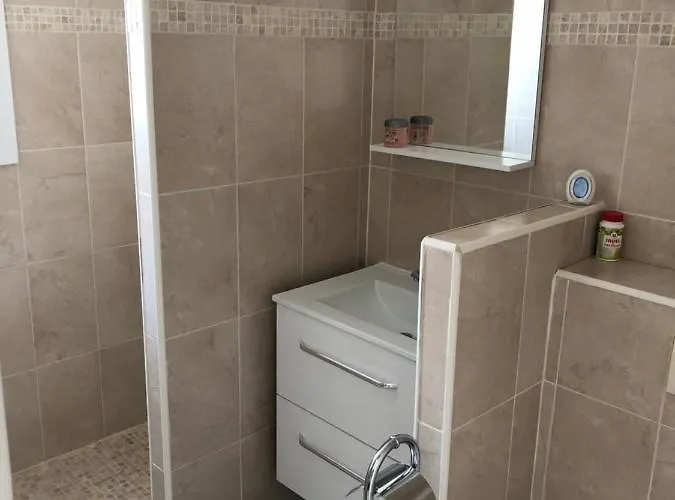 Bed & Breakfast La Pepiniere Saint-Sulpice-et-Cameyrac